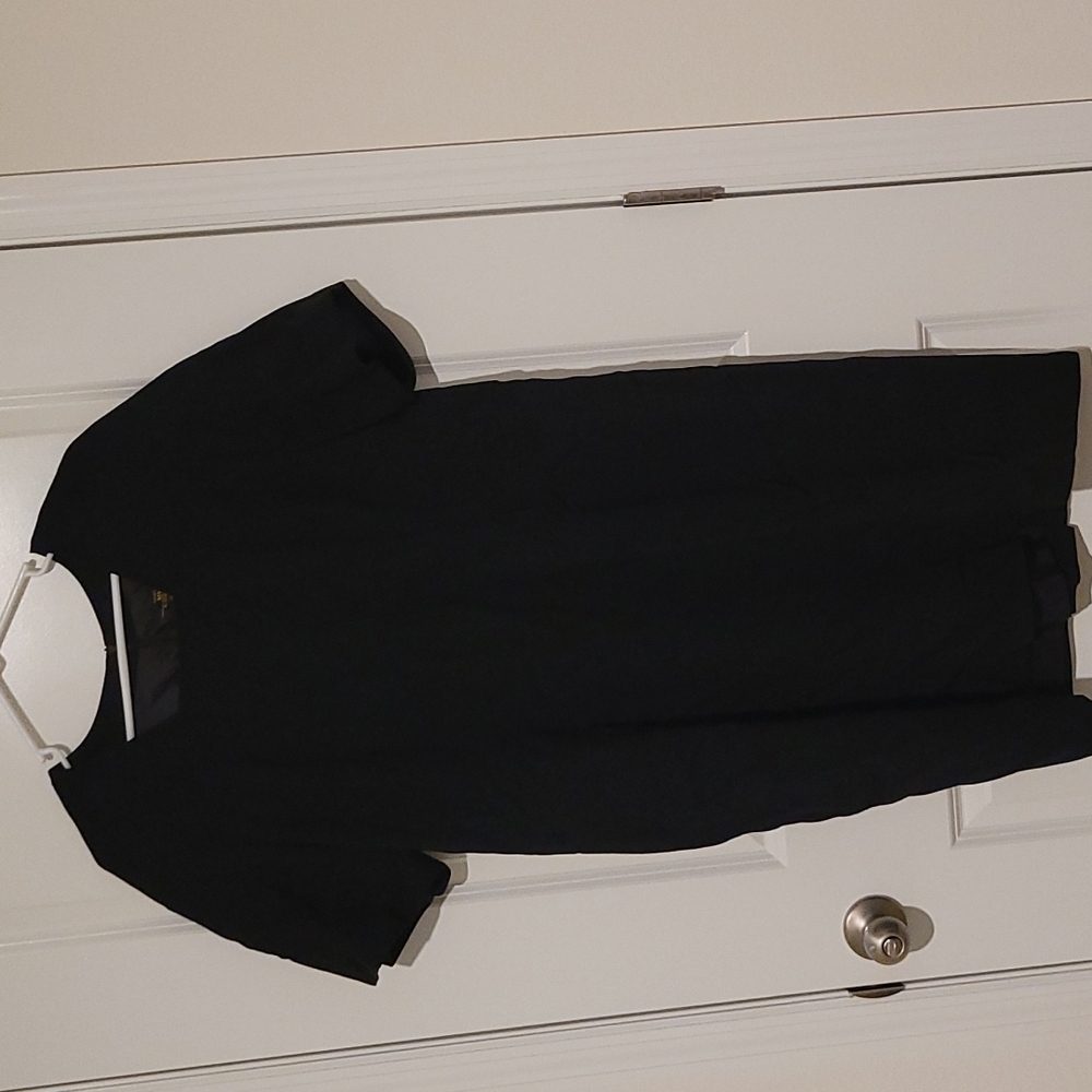 Black bodycon dress